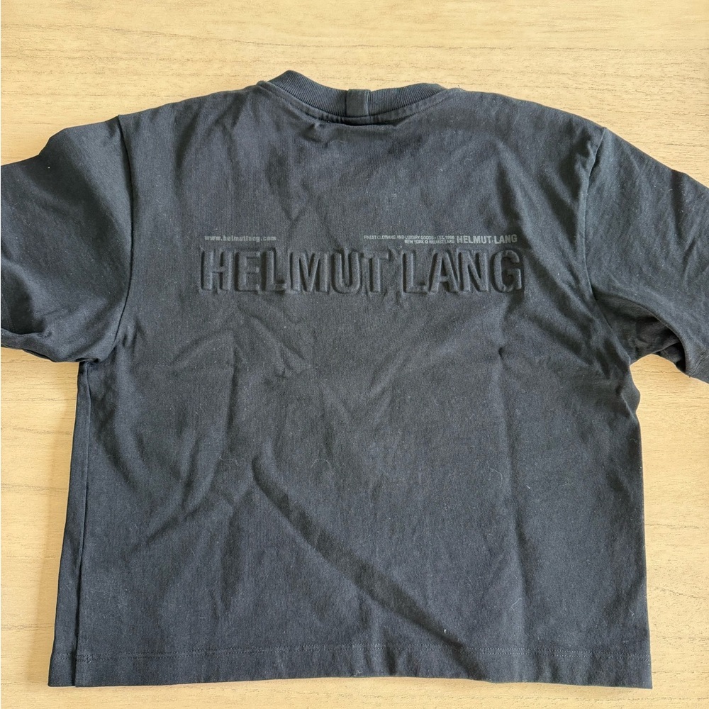 Helmet lang puff letter tee